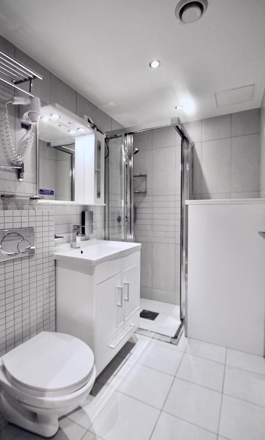 Super Stay Hotel, Oslo Ngoại thất bức ảnh