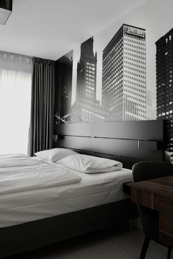 Super Stay Hotel, Oslo Ngoại thất bức ảnh