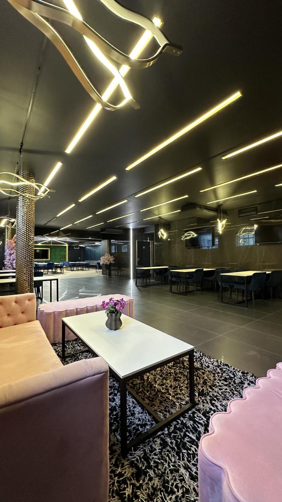 Super Stay Hotel, Oslo Ngoại thất bức ảnh